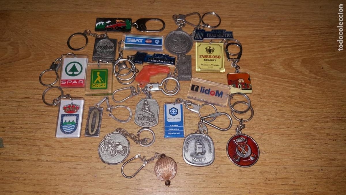 Coleccionismo de llaveros: LOTE DE 20 LLAVEROS VARIADOS - Foto 1
