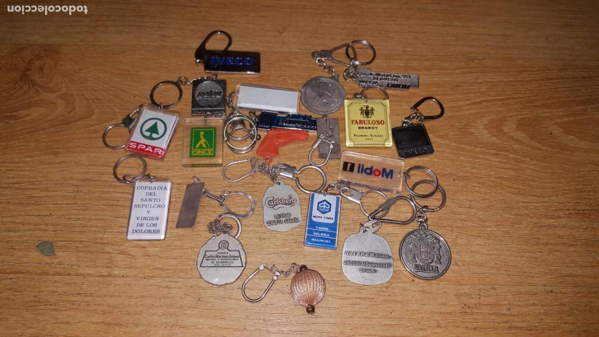 Coleccionismo de llaveros: LOTE DE 20 LLAVEROS VARIADOS - Foto 4