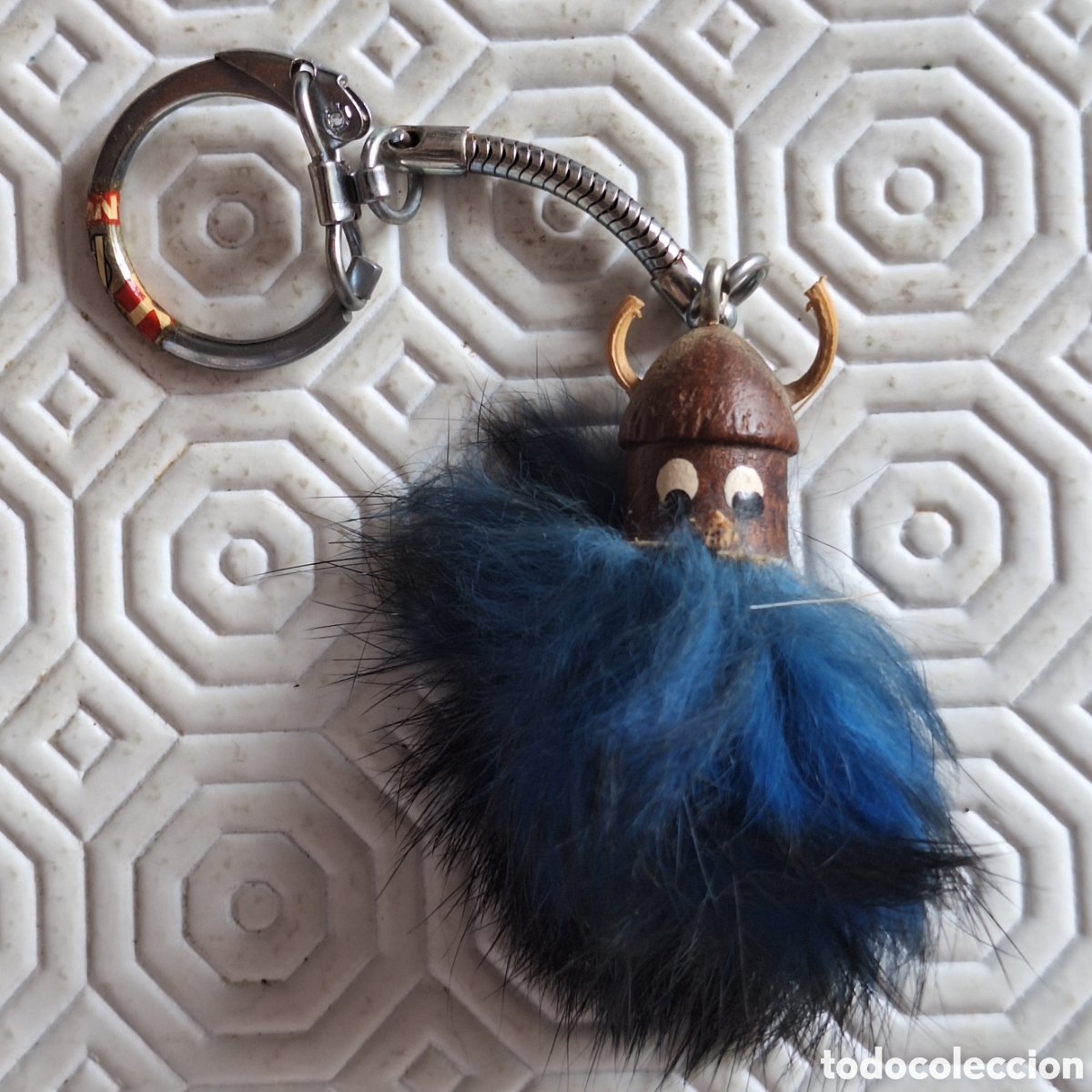 Coleccionismo de llaveros: Llavero mu&ntilde;eco peludo tipo vikingo