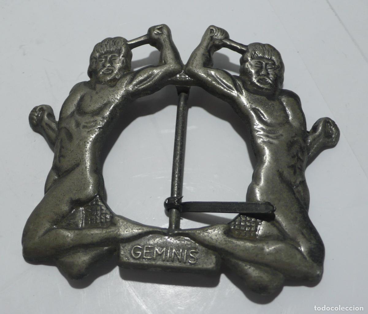 Coleccionismo de llaveros: 5 BROCHES DE CINTURON EN METAL - Foto 2