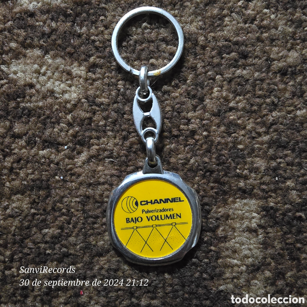 Sammlung von Schl&uuml;sselanh&auml;ngern: LLAVERO CHANNEL, PULVERIZADORES, BAJO VOLUMEN (L'HOSPITALET, BARCELONA)