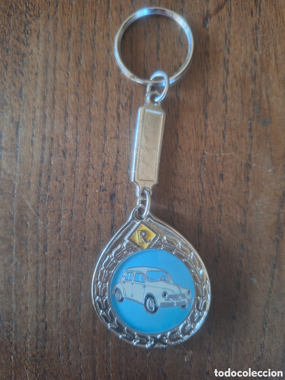 Collection of Keychains: Llavero autom&oacute;vil Renault 4/4