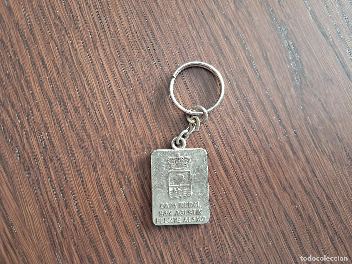 Coleccionismo de llaveros: llavero de metal de publicidad, Caja rural San Agust&iacute;n, Fuente &Aacute;lamo.