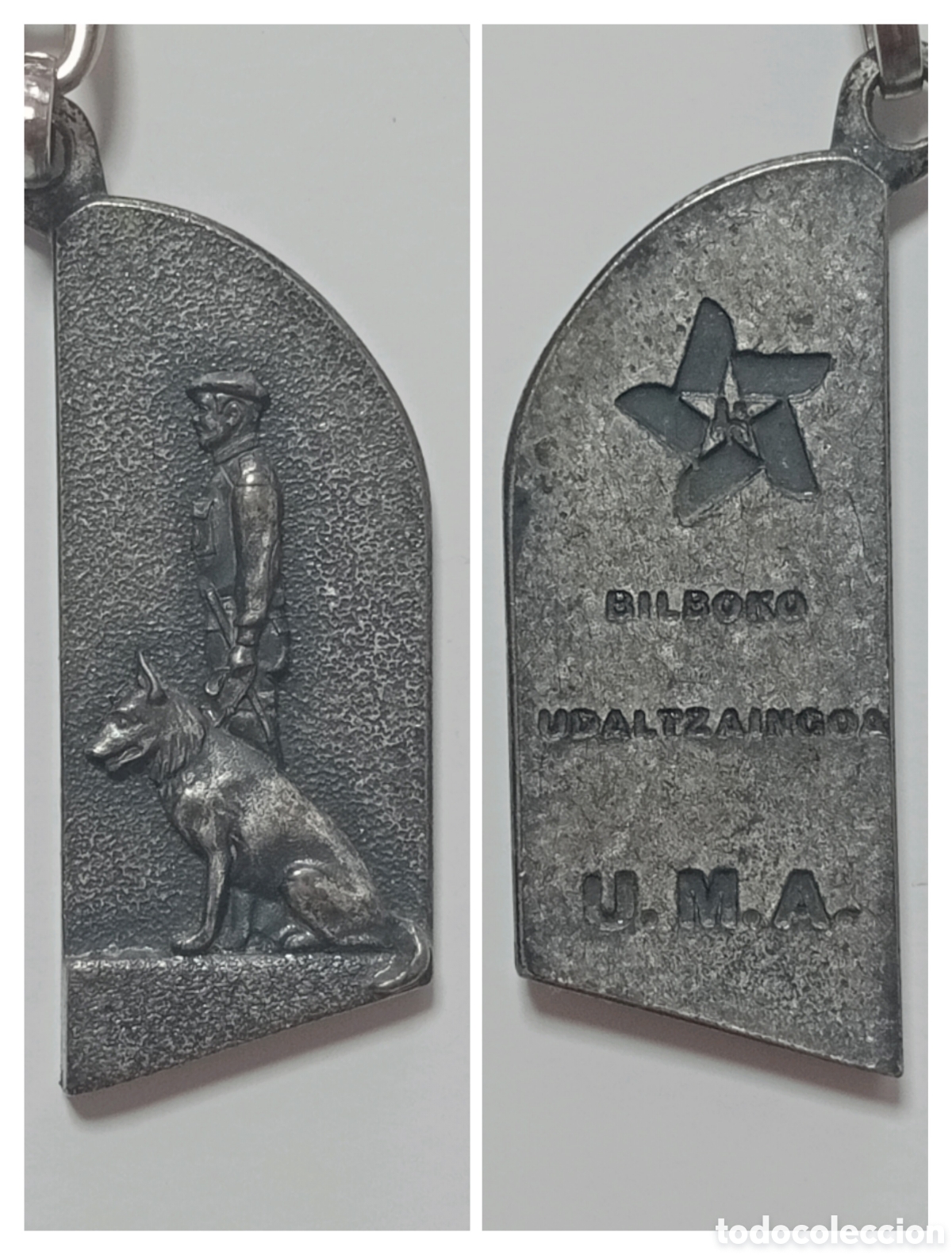 Coleccionismo de llaveros: BILBOKO UDALTZAINGOA - POLICIA MUNICIPAL DE BILBAO. UNIDAD M&Oacute;VIL DE APOYO U.M.A. ANTIGUO LLAVERO