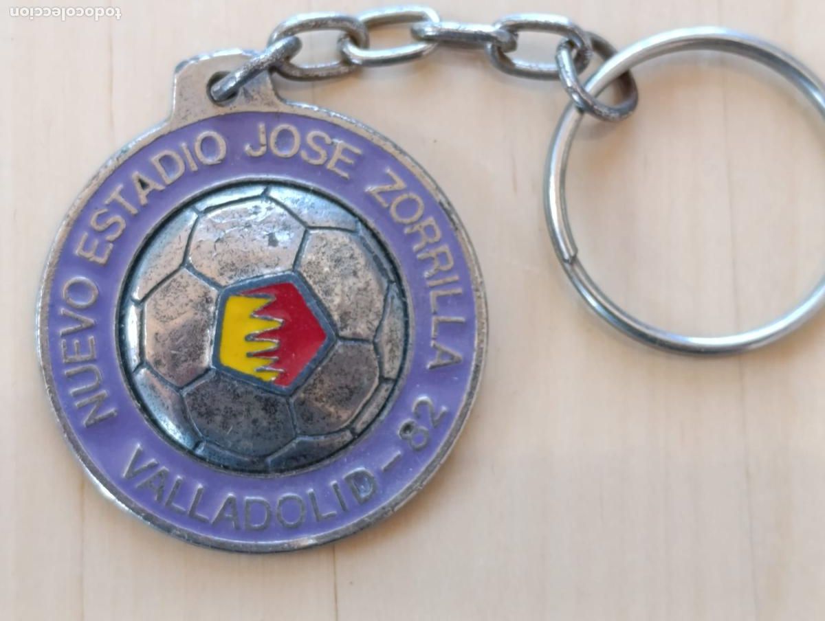 Coleccionismo de llaveros: ANTIGUO LLAVERO SEDE DEL MUNDIAL,82,VALLADOLID.