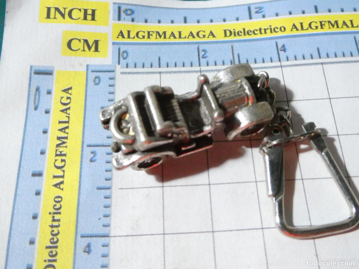 Sammlung von Schl&uuml;sselanh&auml;ngern: LLAVERO DE COCHES MOTOS. MINIATURAS FIGURITAS. COCHE CL&Aacute;SICO A&Ntilde;OS 30 40
