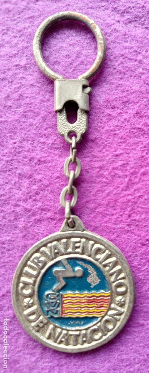 Collectionnisme de portes-cl&eacute;s: LLAVERO CLUB VALENCIANO DE NATACION CVN METALICO VER FOTO TRASERA