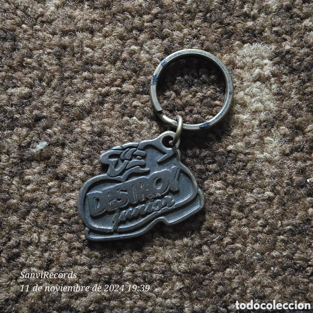 Collection of Keychains: LLAVERO PUBLICIDAD DESTROY, BOOK'S ZAPATO S.L. (VILLENA, ALICANTE)