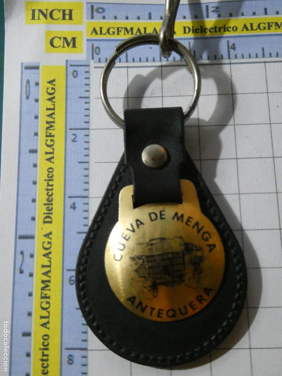 Collectionnisme de portes-cl&eacute;s: LLAVERO DE TURISMO. CUEVA DE MENGA, ANTEQUERA, M&Aacute;LAGA