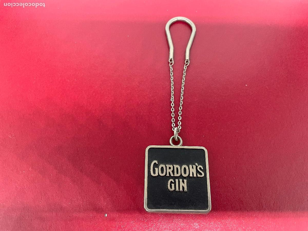 Collezionismo di Portachiavi: Antiguo Llavero Gordons Gin. car03