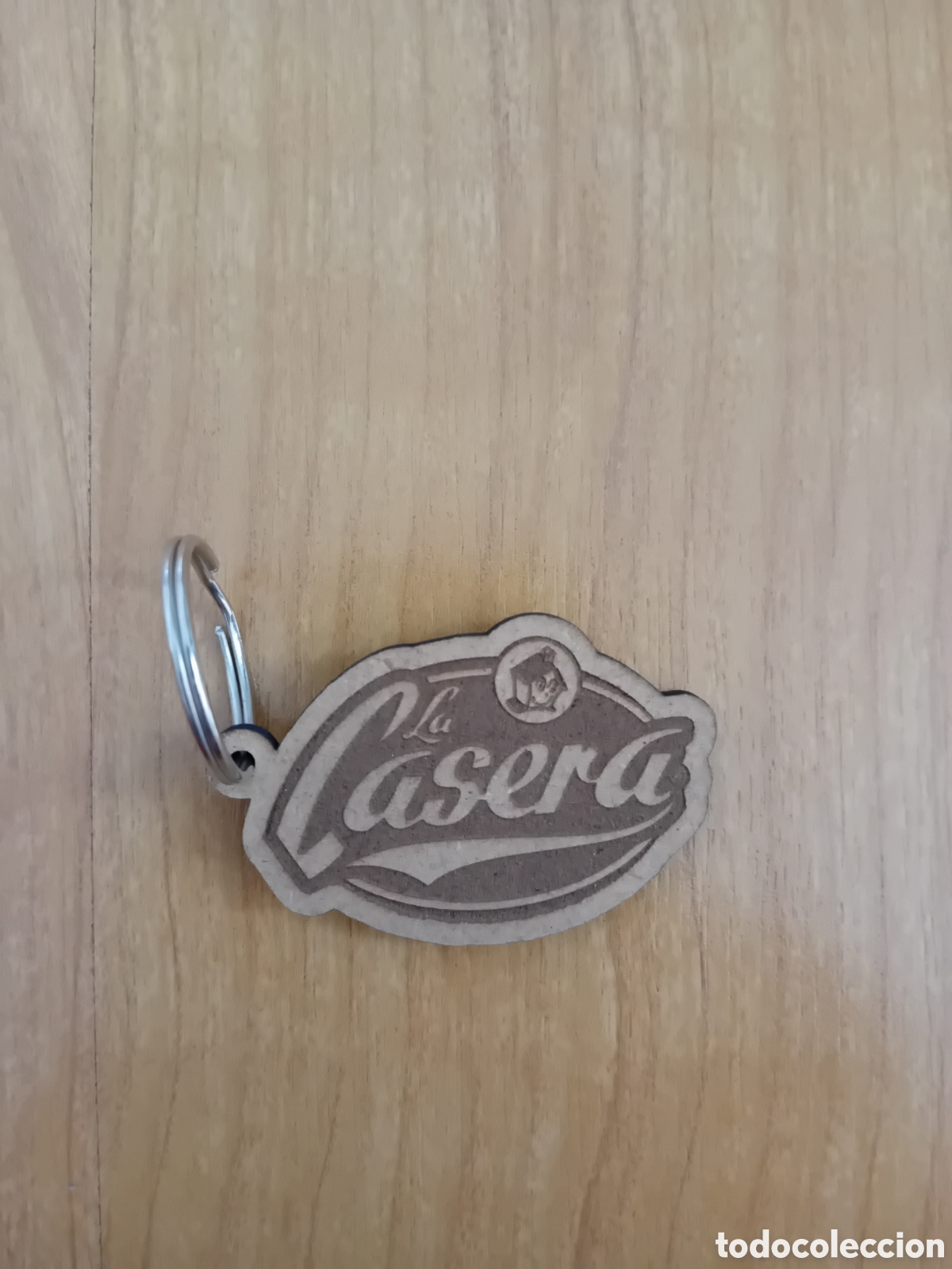 Colecionismo de porta-chaves: EXCLUSIVO LOTE 4 LLAVEROS LA CASERA. HECHOS DE MADERA