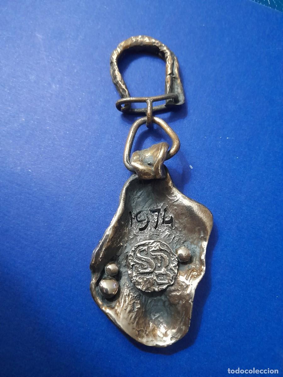 Coleccionismo de llaveros: Llavero de bronce 1974 SB - Foto 1
