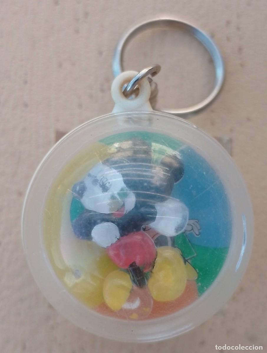 Coleccionismo de llaveros: Llavero Sacapuntas Bal&oacute;n con Mickey y Minnie