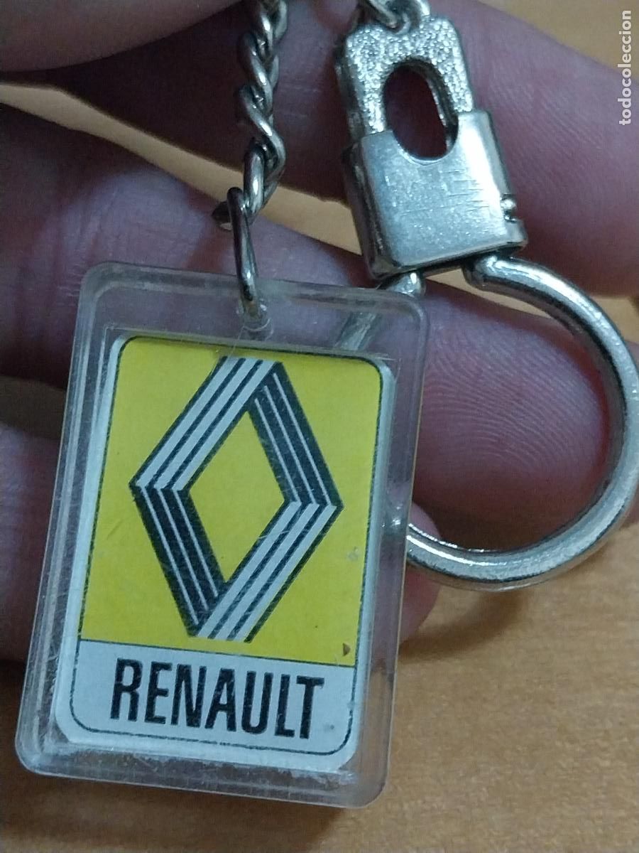 Coleccionismo de llaveros: RENAULT MEDINA DEALER LLAVERO PLASTICO TRASPARENTE 3,2X2,2CMS