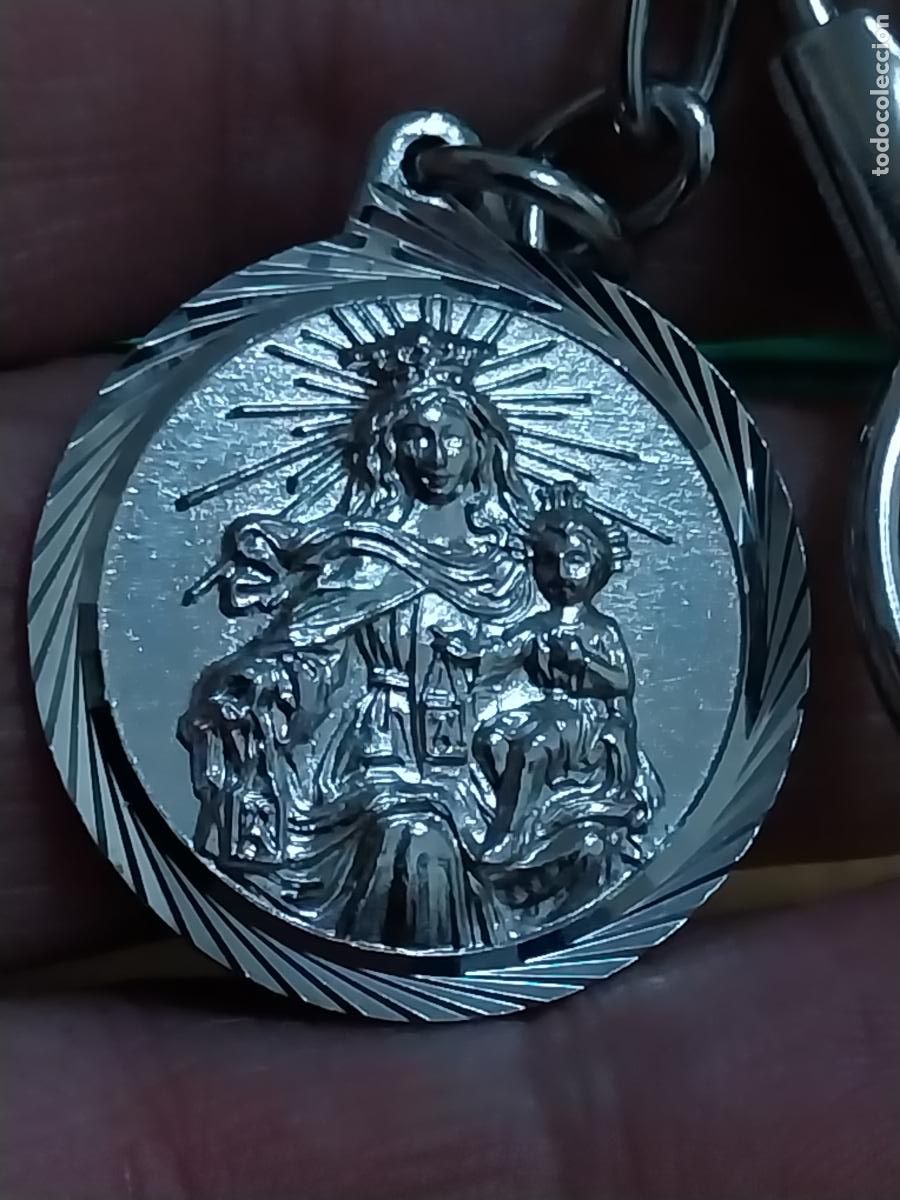 Coleccionismo de llaveros: VIRGEN CON NI&Ntilde;O CREO NTRA SRA CARMEN DORSO SAGRADO CORAZON JESUS LLAVERO 2,5CM METAL PLATEADO