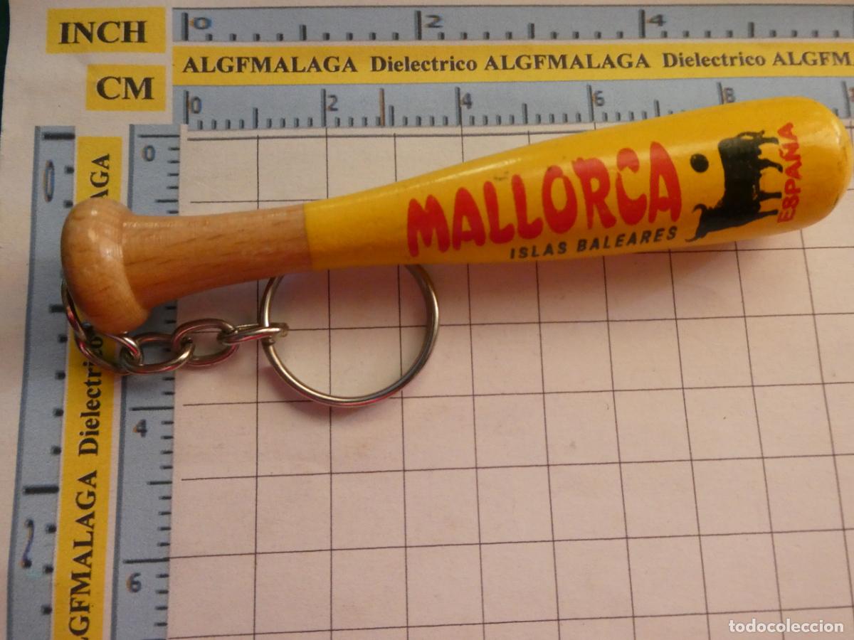 Collection of Keychains: LLAVERO DE TURISMO. MALLORCA BATE DE BEISBOL BASEBALL