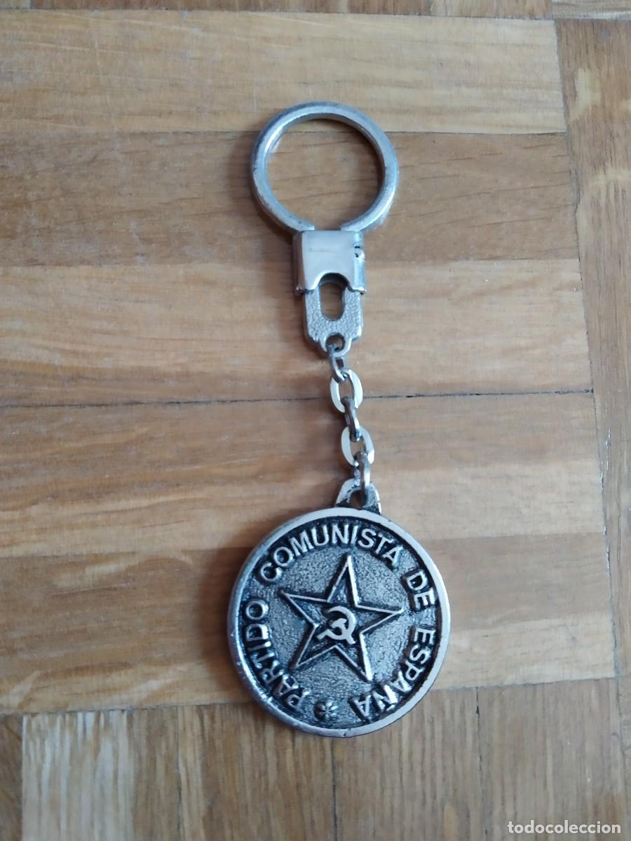 Collection of Keychains: LLAVERO POLITICO PCE. PARTIDO COMUNISTA DE ESPA&Ntilde;A. SOCIALISMO EN LIBERTAD. VER FOTOS