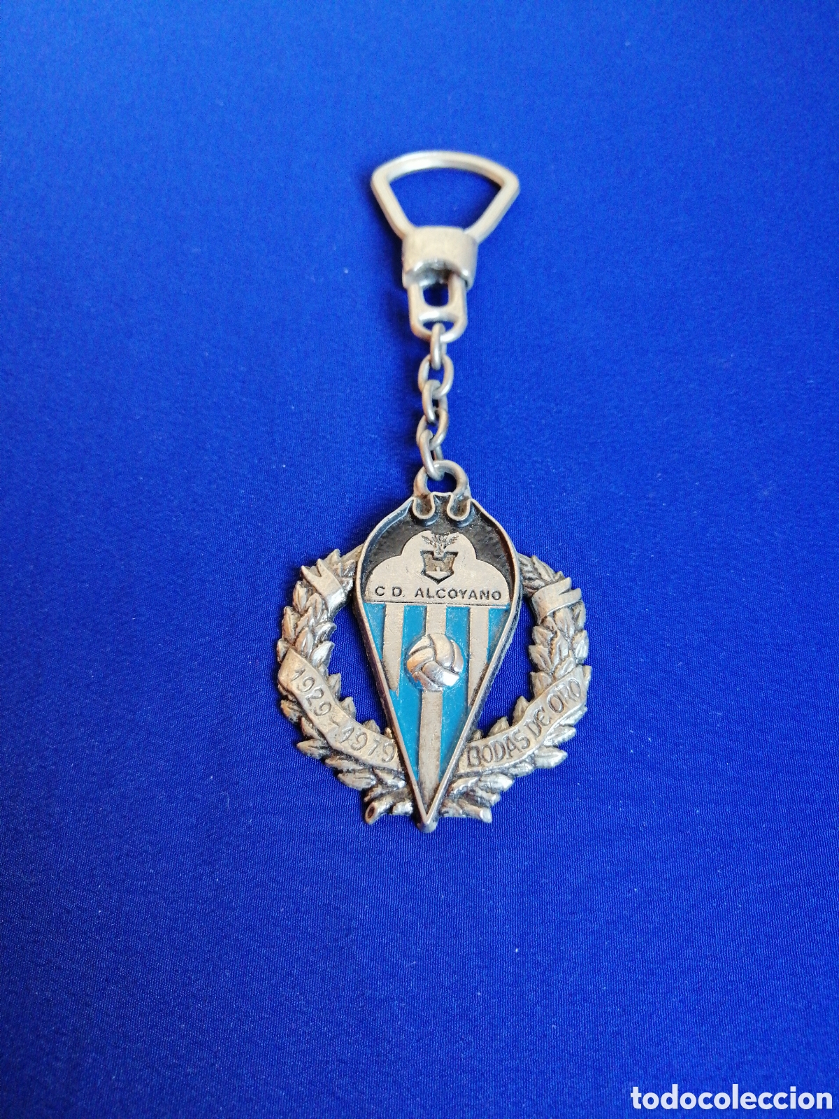 Collection of Keychains: CLUB DEPORTIVO ALCOYANO BODAS DE ORO 1929-1979 LLAVERO PUBLICIDAD