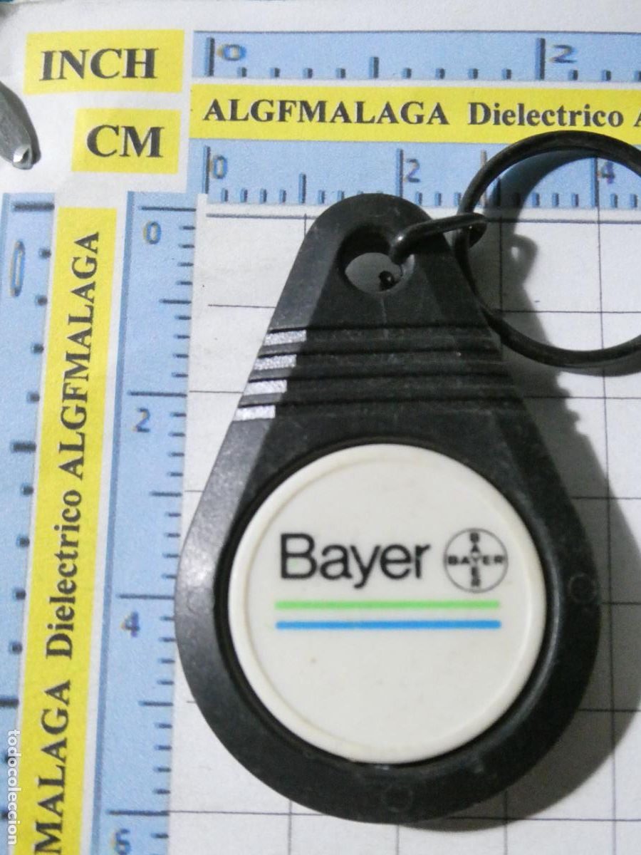 Collectionnisme de portes-cl&eacute;s: LLAVERO DE MEDICINAS MEDICAMENTOS. BAYER DIABETES