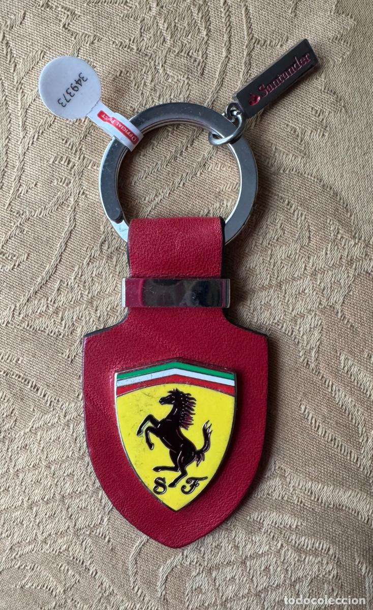 Coleccionismo de llaveros: LLAVERO PIEL ESCUDER&Iacute;A FERRARI BANCO SANTANDER