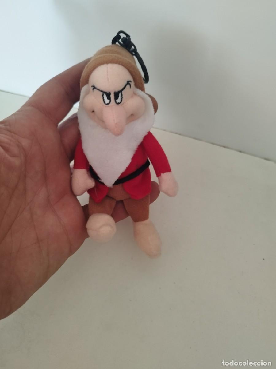Coleccionismo de llaveros: Llavero Blancanieves y los siete enanitos. Mu&ntilde;eco , peluche. Gru&ntilde;on.