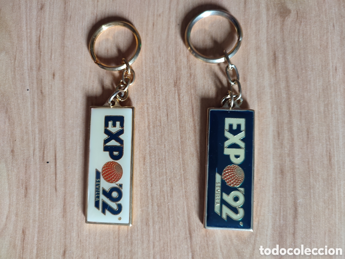 Coleccionismo de llaveros: 2 llaveros Expo 92 Sevilla