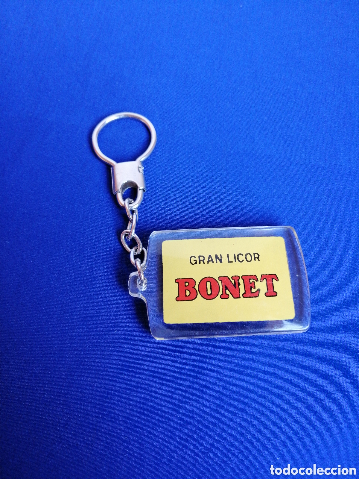 Collection of Keychains: GRAN LICOR BONET - RSTAFIA BONET LLAVERO PUBLICIDAD ANTIGUO