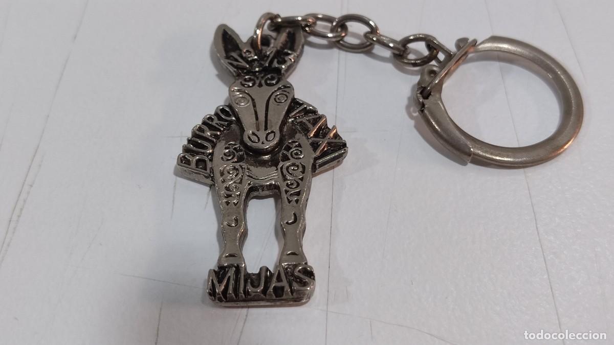 Sammlung von Schl&uuml;sselanh&auml;ngern: 654 LLAVERO VINTAGE, BURRO TAXI 13, MIJAS, METAL CROMADO, A&Ntilde;OS 70