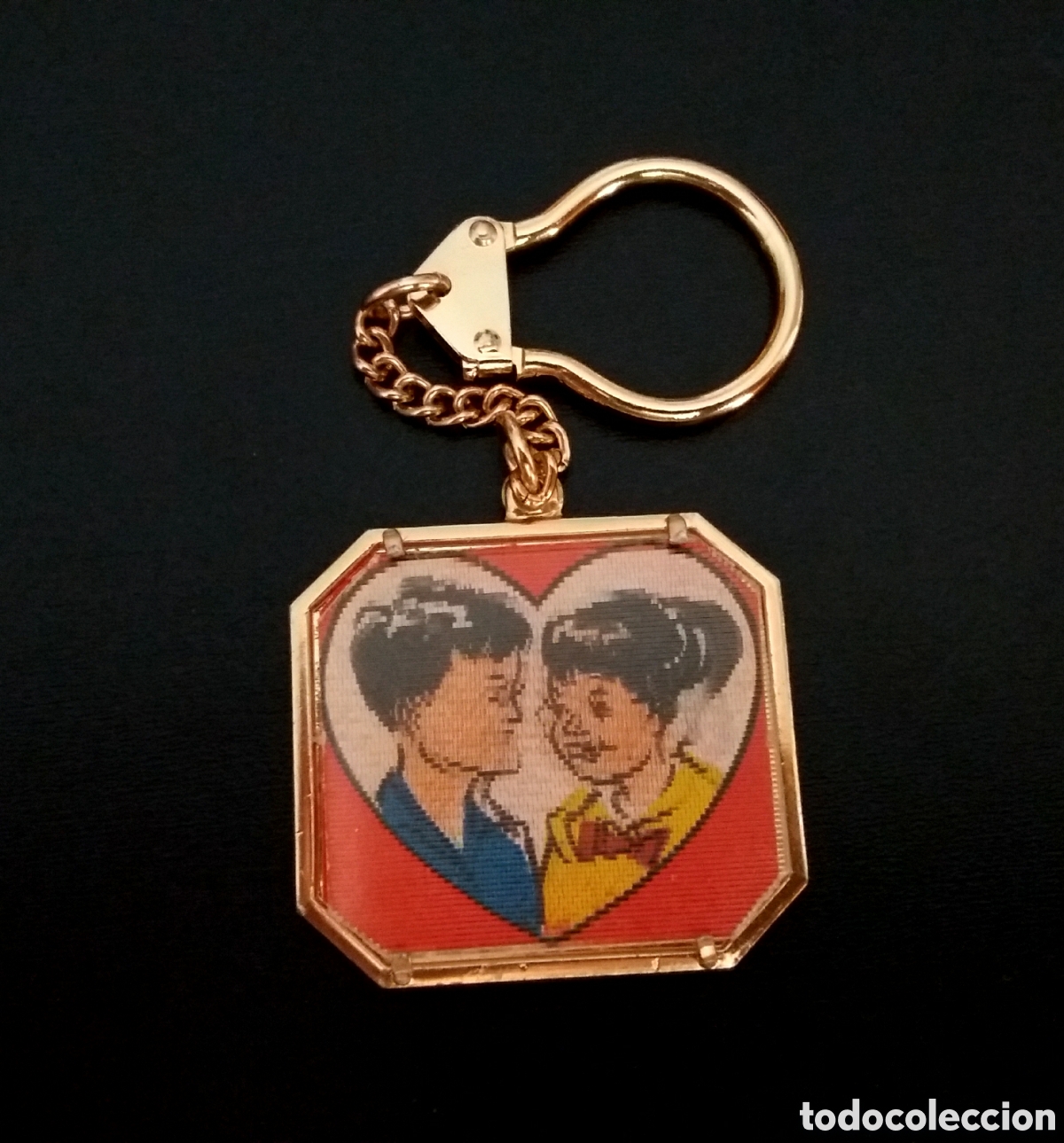 Coleccionismo de llaveros: LLAVERO CORAZ&Oacute;N pareja beso San Valent&iacute;n a&ntilde;os 60 NUEVO colecci&oacute;n juguete ni&ntilde;os baratija kiosco