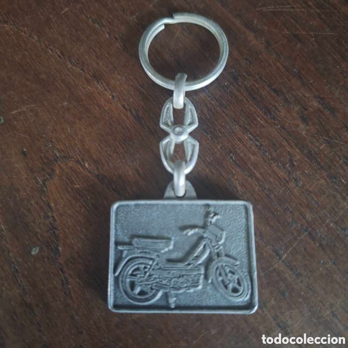 Sammlung von Schl&uuml;sselanh&auml;ngern: Llavero ciclomotor Teruel