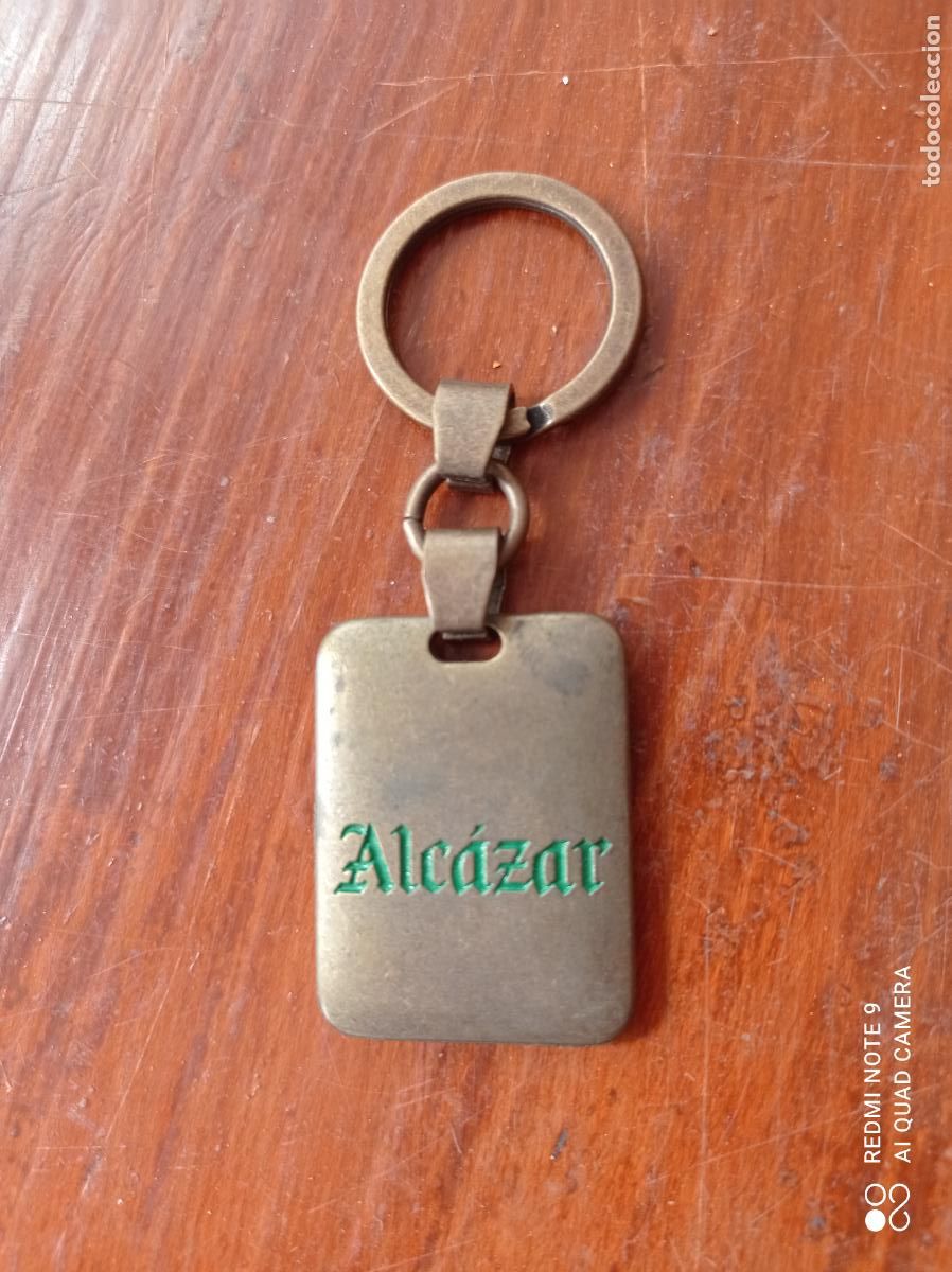 Coleccionismo de llaveros: LLAVERO DE CERVEZA EL ALCAZAR. EL DE LA FOTO.