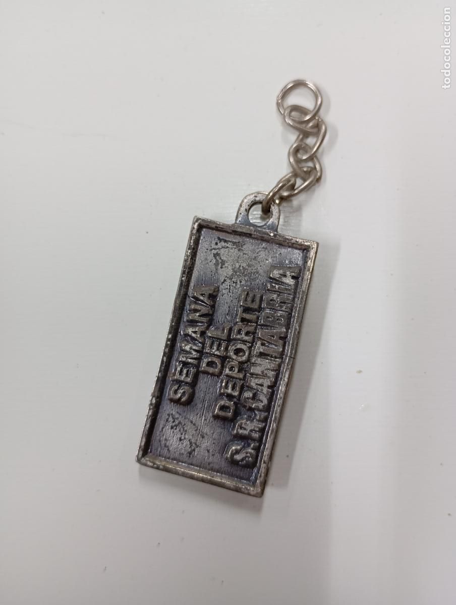 Sammlung von Schl&uuml;sselanh&auml;ngern: LLAVERO SEMANA DEL DEPORTE CANTABRIA. CAR161