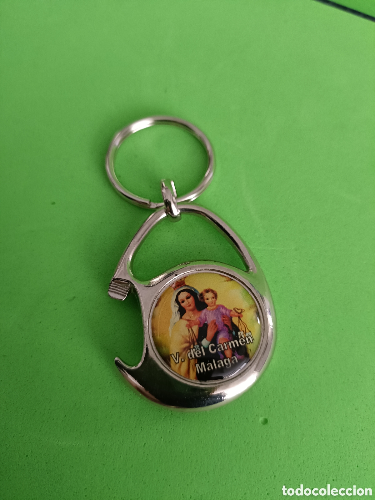 Coleccionismo de llaveros: Vintage llavero Virgen del Carmen M&aacute;laga pescadores con moneda