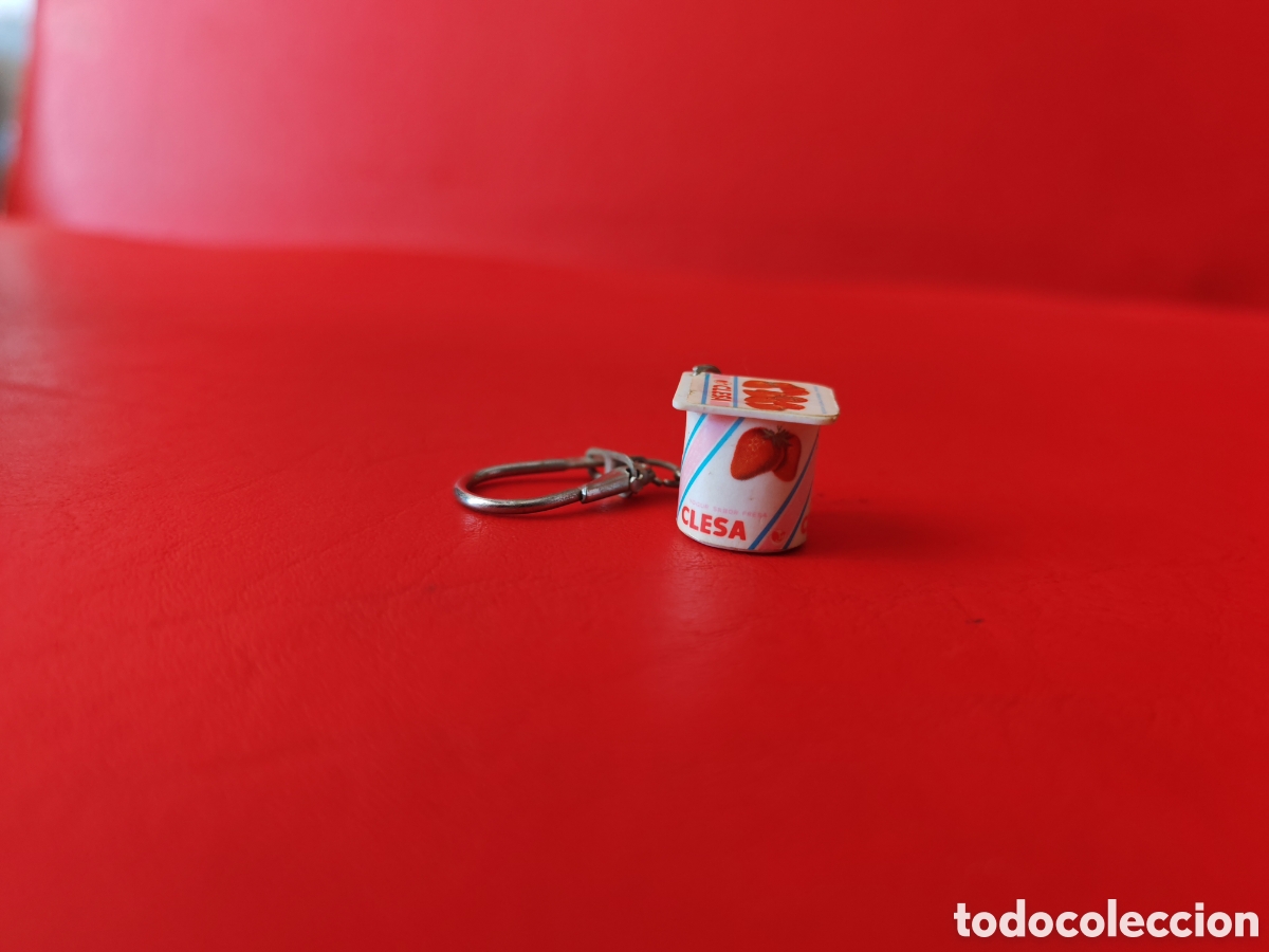 Coleccionismo de llaveros: Antiguo llavero yogur clesa - Foto 2