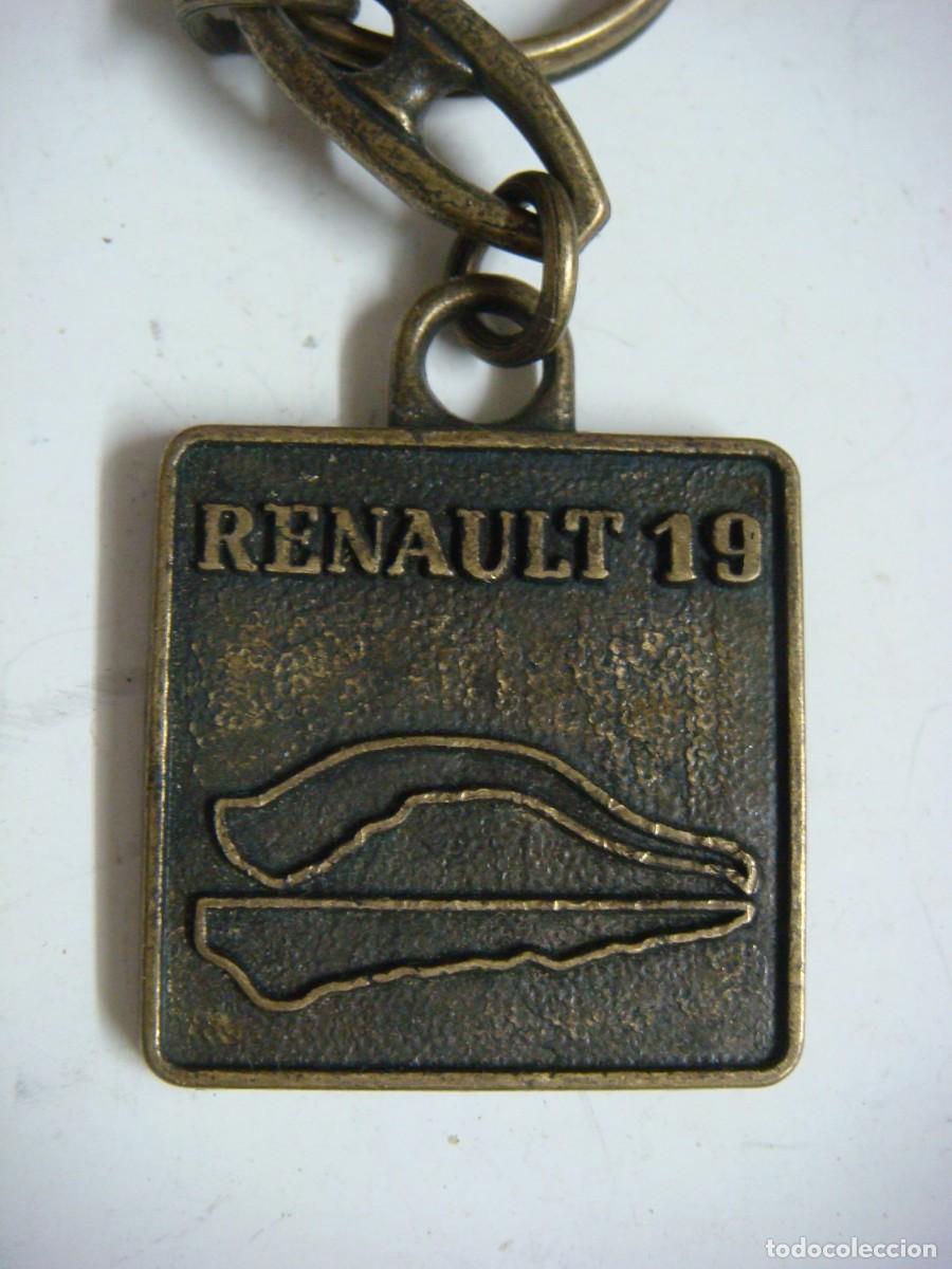 Coleccionismo de llaveros: LLAVERO DE RENAULT 19