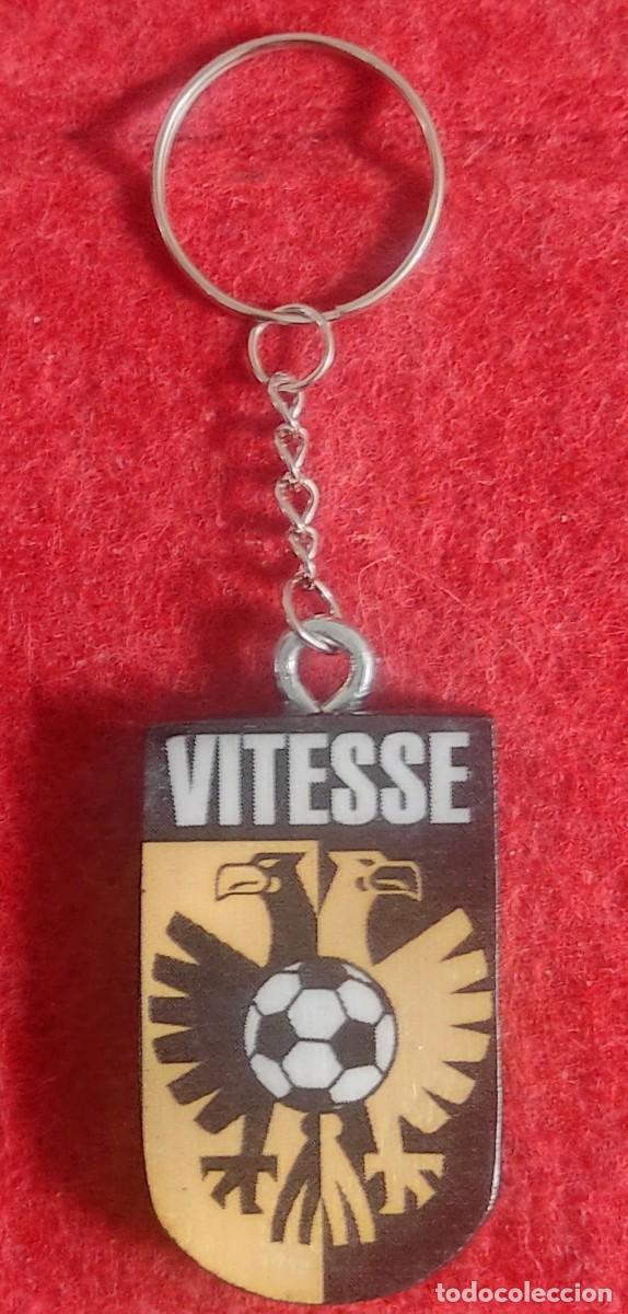 Collection of Keychains: Llavero f&uacute;tbol VITTESSE