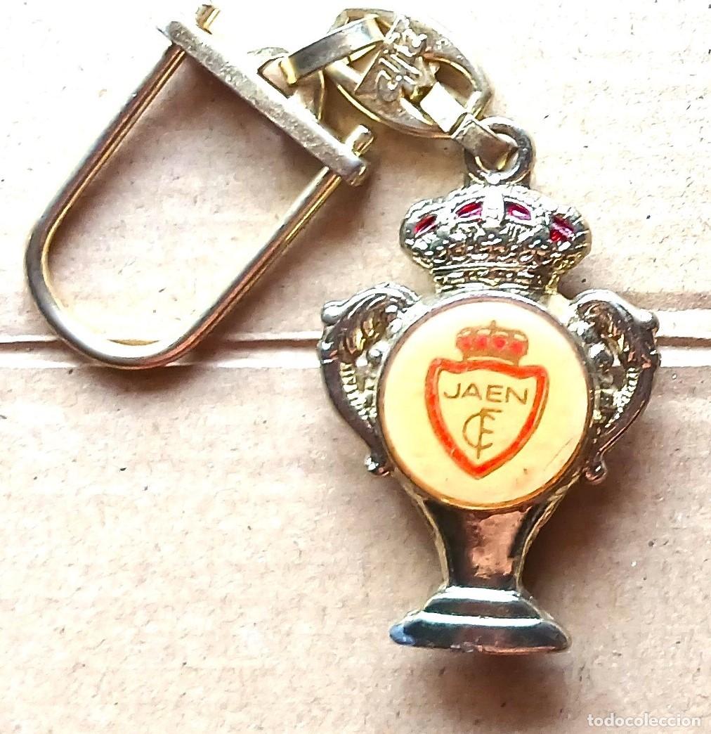 Sammlung von Schl&uuml;sselanh&auml;ngern: REAL JAEN CF LLAVERO ESCUDO LOGO FUTBOL MODELO COPA METAL KEYRING CHAVEIRO PORTE-CLES R35