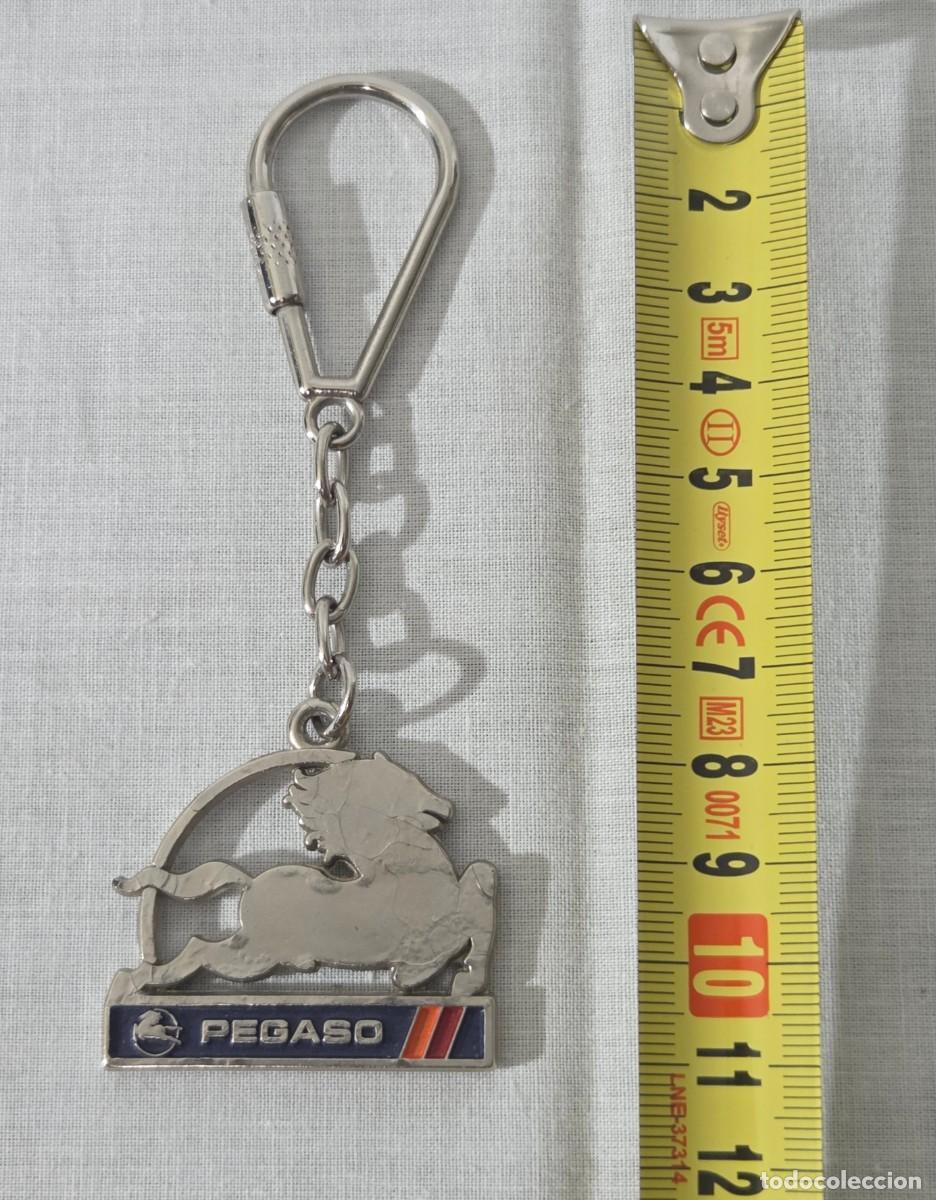 Coleccionismo de llaveros: Curioso Llavero Pegaso - Foto 6