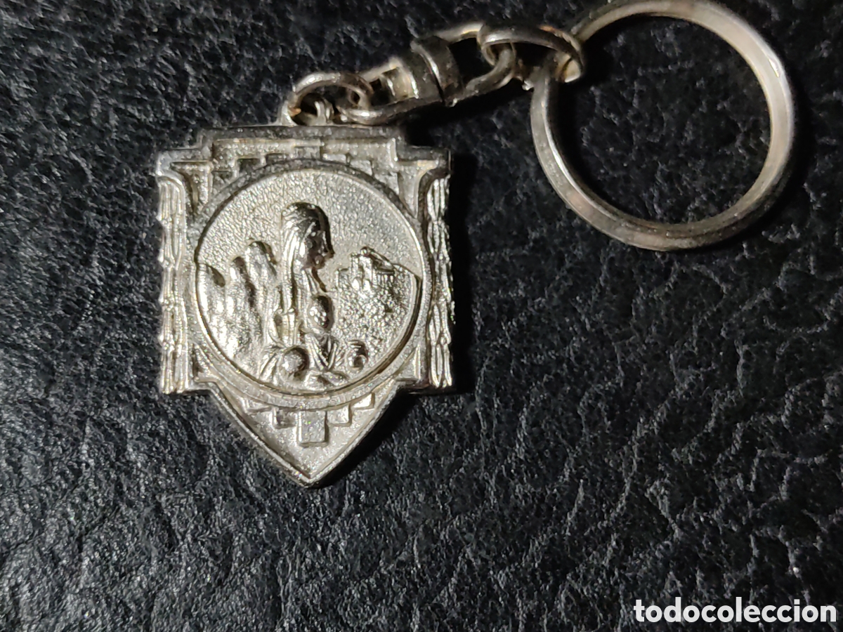 Coleccionismo de llaveros: Llavero virgen de Montserrat & Moreneta. - Foto 1
