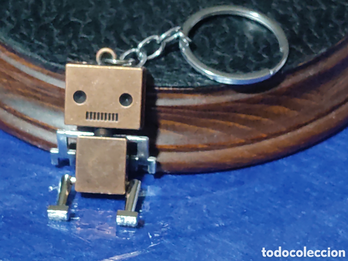 Coleccionismo de llaveros: Llavero robot articulado. - Foto 1