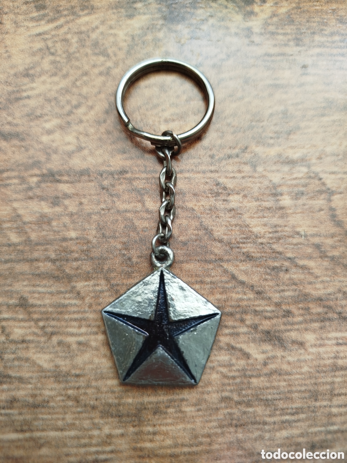 Coleccionismo de llaveros: ANTIGUO LLAVERO CHRYSLER