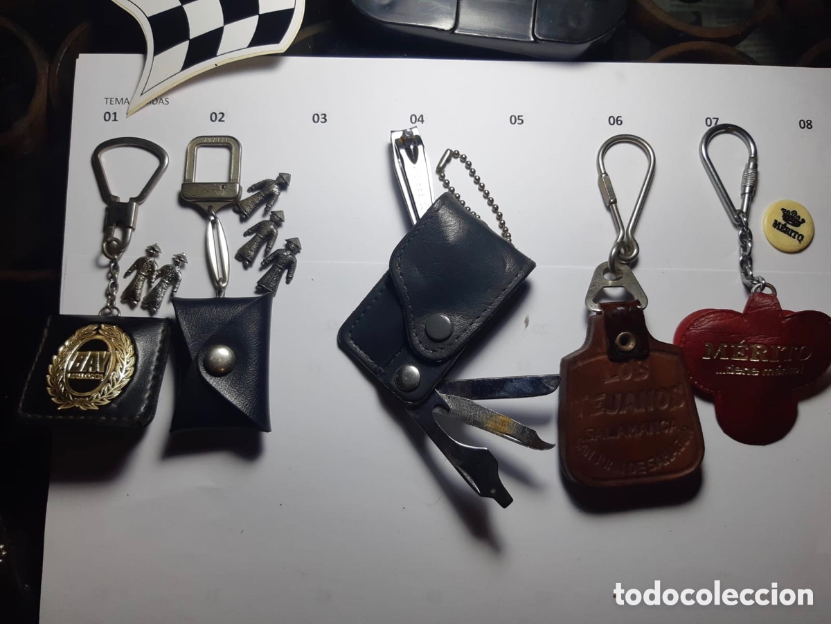 Coleccionismo de llaveros: Llaveros antiguos variados - Foto 1