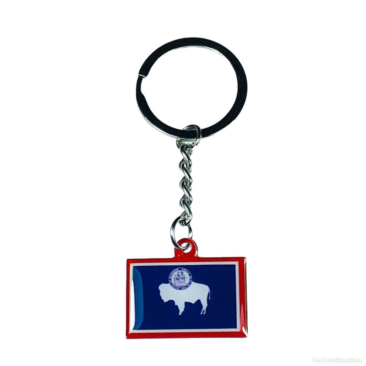 Collection of Keychains: Llavero Metal - Bandera Estado Wyoming - USA