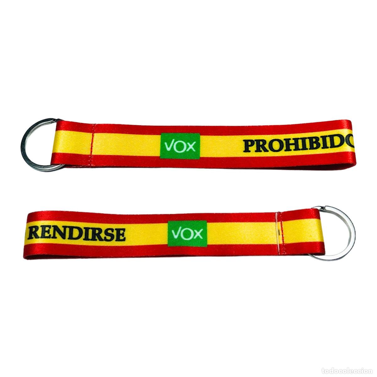 Collection of Keychains: Llavero Tela - Prohibido Rendirse Vox Bandera Espa&ntilde;a - K057