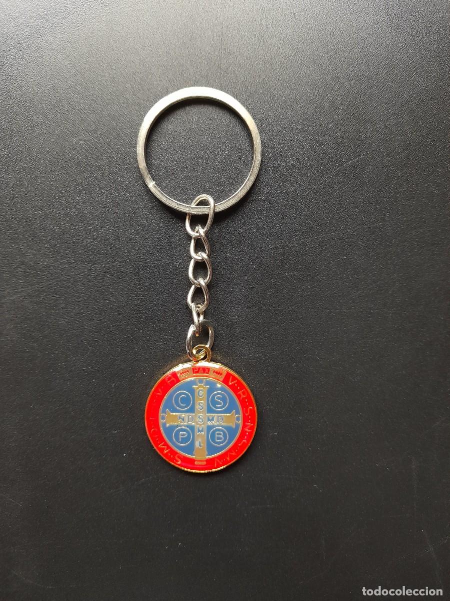 Sammlung von Schl&uuml;sselanh&auml;ngern: Llavero San Benito. Medalla San Benito