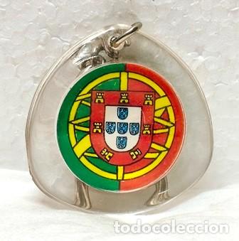 Collection of Keychains: LLAVERO DE METACRILATO ESCUDO NACIONAL DE PORTUGAL - LLAV-28199 - B-1075