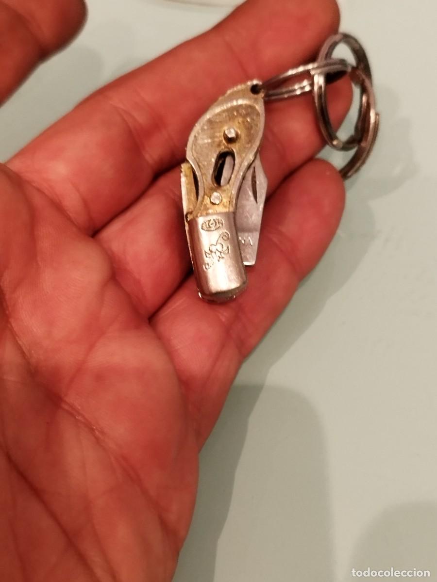 Collezionismo di Portachiavi: Llavero de una peque&ntilde;a navaja. Falta parte del mango.