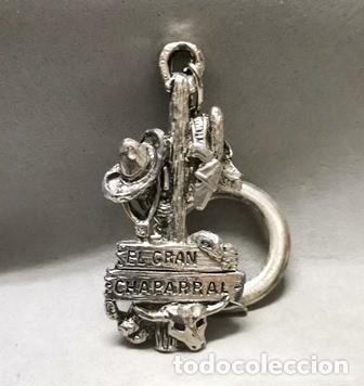 Collection of Keychains: LLAVERO DE METAL CONFECCIONES EL TUCO GRAN CHAPARRAL - LLAV-28305 - B-1080