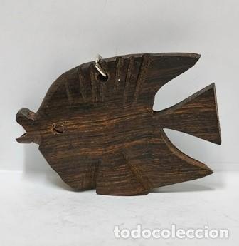 Collectionnisme de portes-cl&eacute;s: LLAVERO DE MADERA PEZ TALLADO - LLAV-28347 - B-1082