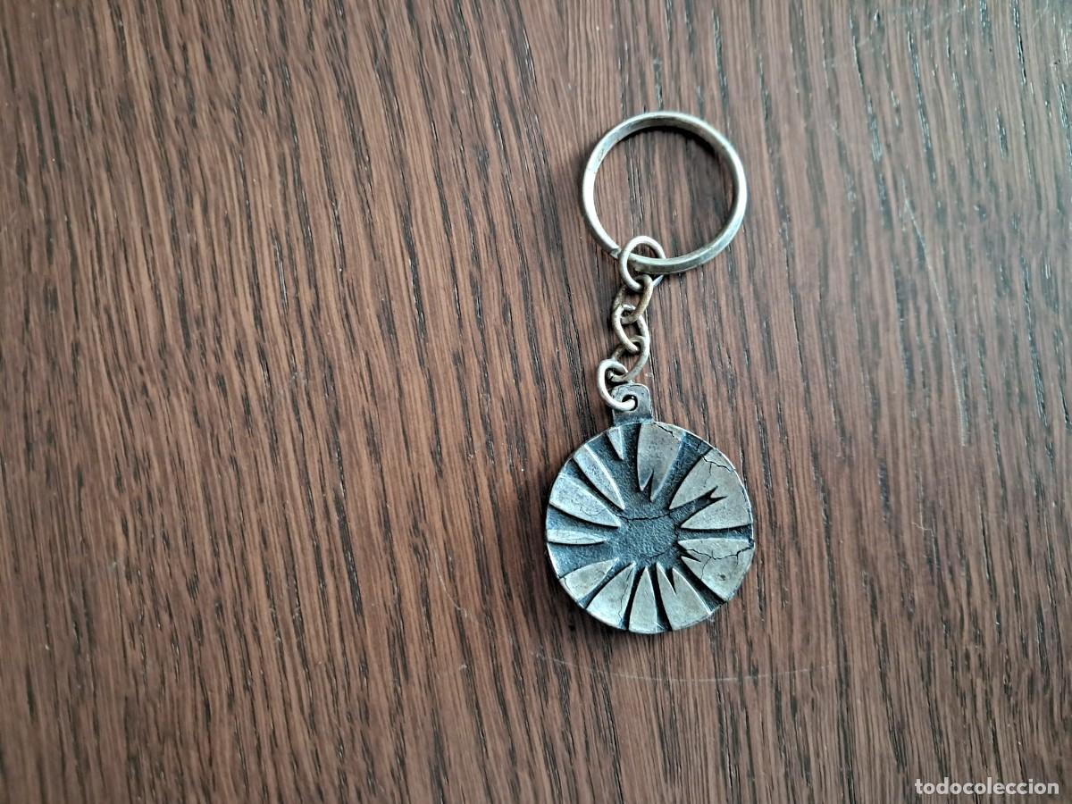 Colecionismo de porta-chaves: llavero de metal con dise&ntilde;o, redondo.